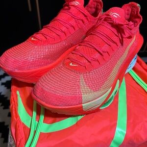 Nike zoomx Alphafly 3 size 10.5 crimson/ volt with Nike carry bag